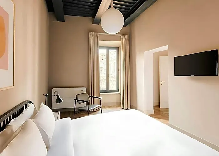 מלון Sonder Piazza Barberini 3*